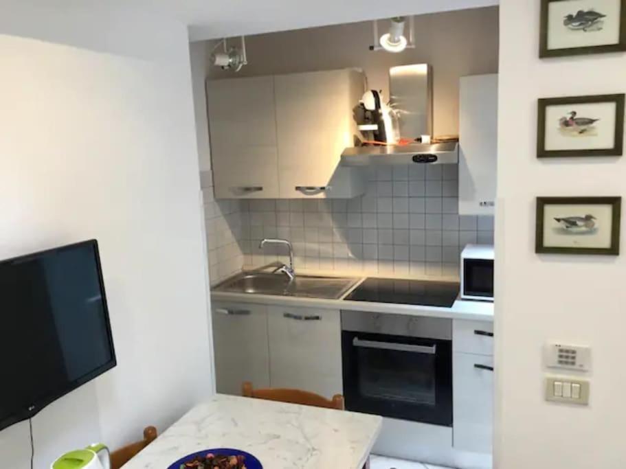 Apartment Close Guglie Bridge Венеція Екстер'єр фото