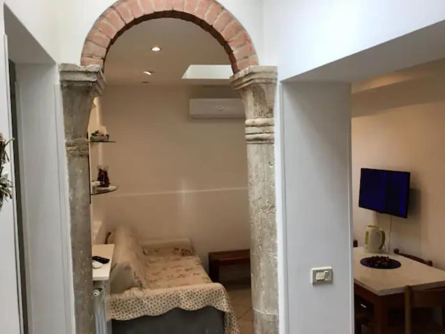 Apartment Close Guglie Bridge Венеція Екстер'єр фото